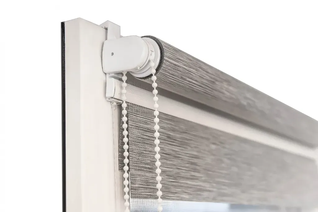 Roleta dzień noc z żyłką firmy Rolmjster